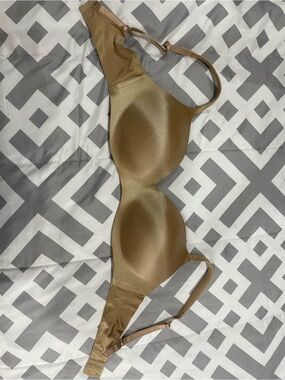 Soma Smooth Nude Molded Bra in Tan